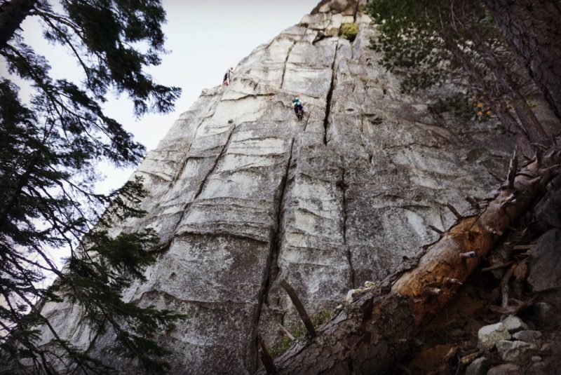 Lovers Leap climbing guide - climbing the Farce
