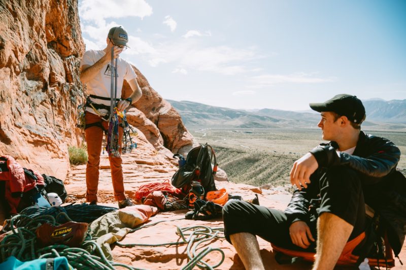 what's trad climbing