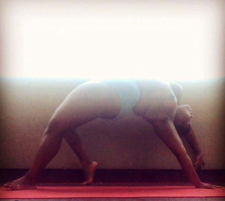 inspiring yoga instagram accounts jessamyn
